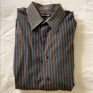 Express men’s long sleeve modern fit dress shirt